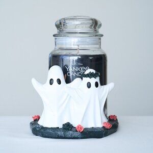 YANKEE CANDLE 2 Piece Halloween Set Witches Brew Candle Ghosts Base Holder